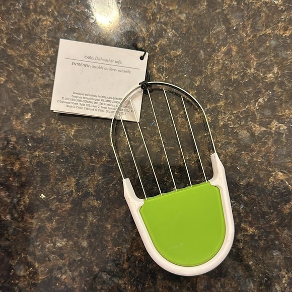 Williams Sonoma Avocado Slicer & Cuber New Never Used - Picture 3 of 3